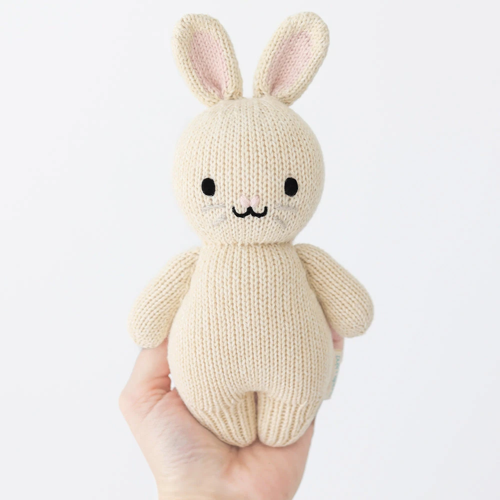 Baby Rabbit (oatmeal) - Cuddleandkind 3 Baby Rabbit (oatmeal) - Cuddleandkind - Image 3